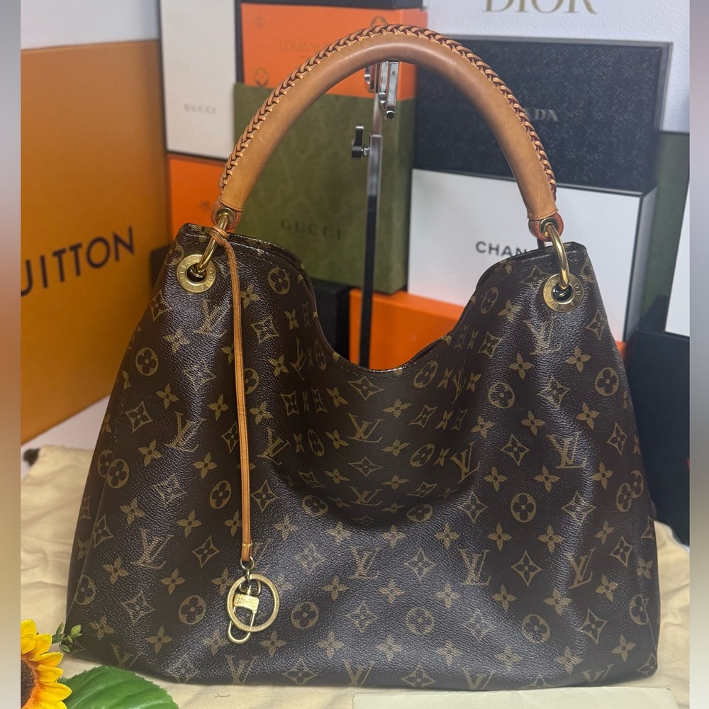 🔥SOLD🌸LOUIS VUITTON🌸 w/COA Artsy MM Monogram Tote Bag 🔥Authentic - Picture 4 of 17